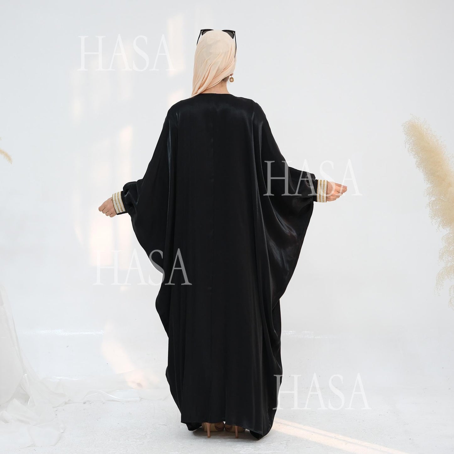 HA5873 Temperament Cardigan Long Coat Exquisite Trim To Create Elegant Style