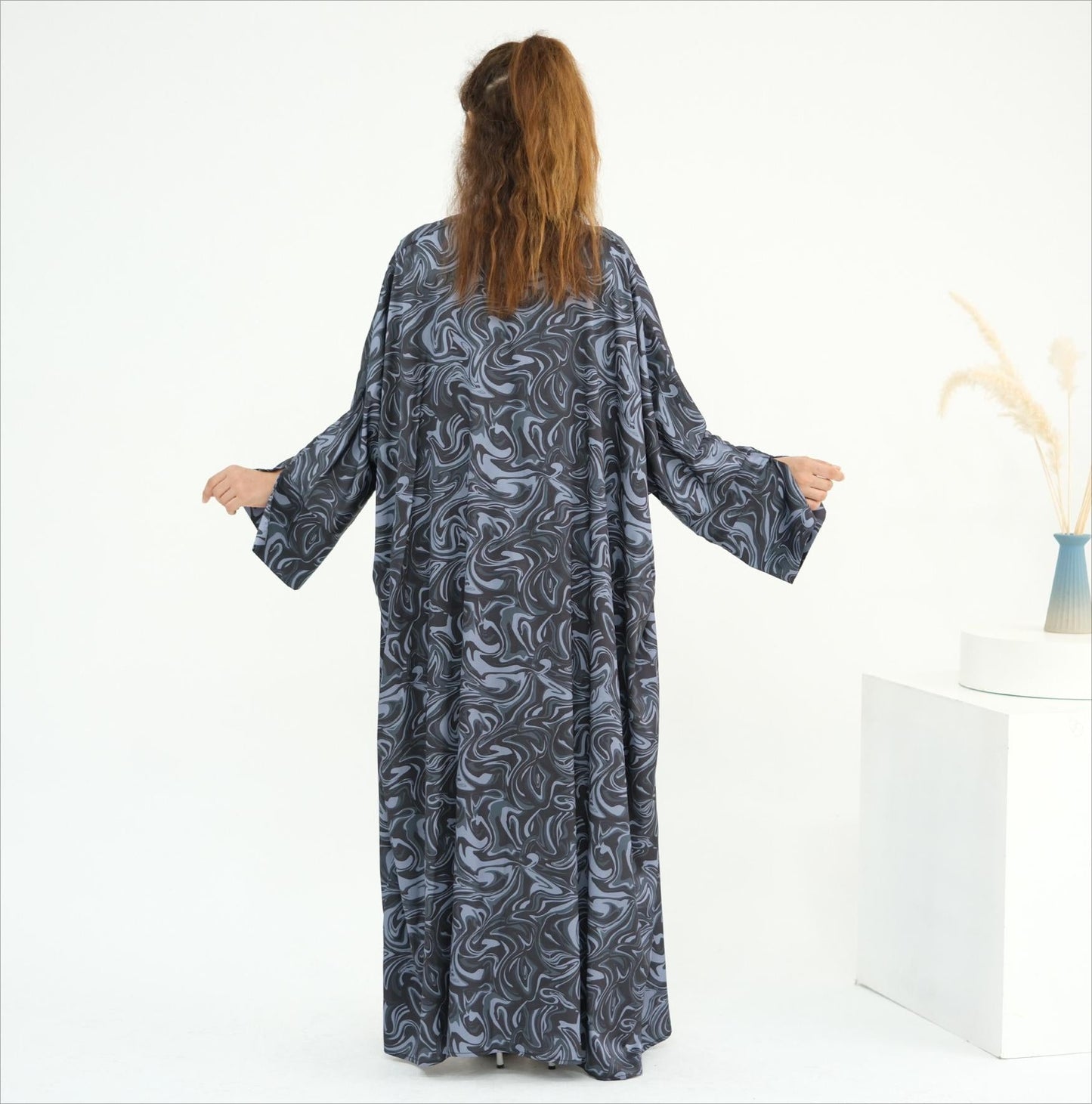 HA6555 Fashionable printed long-sleeved dress with an ankle-length cardigan style