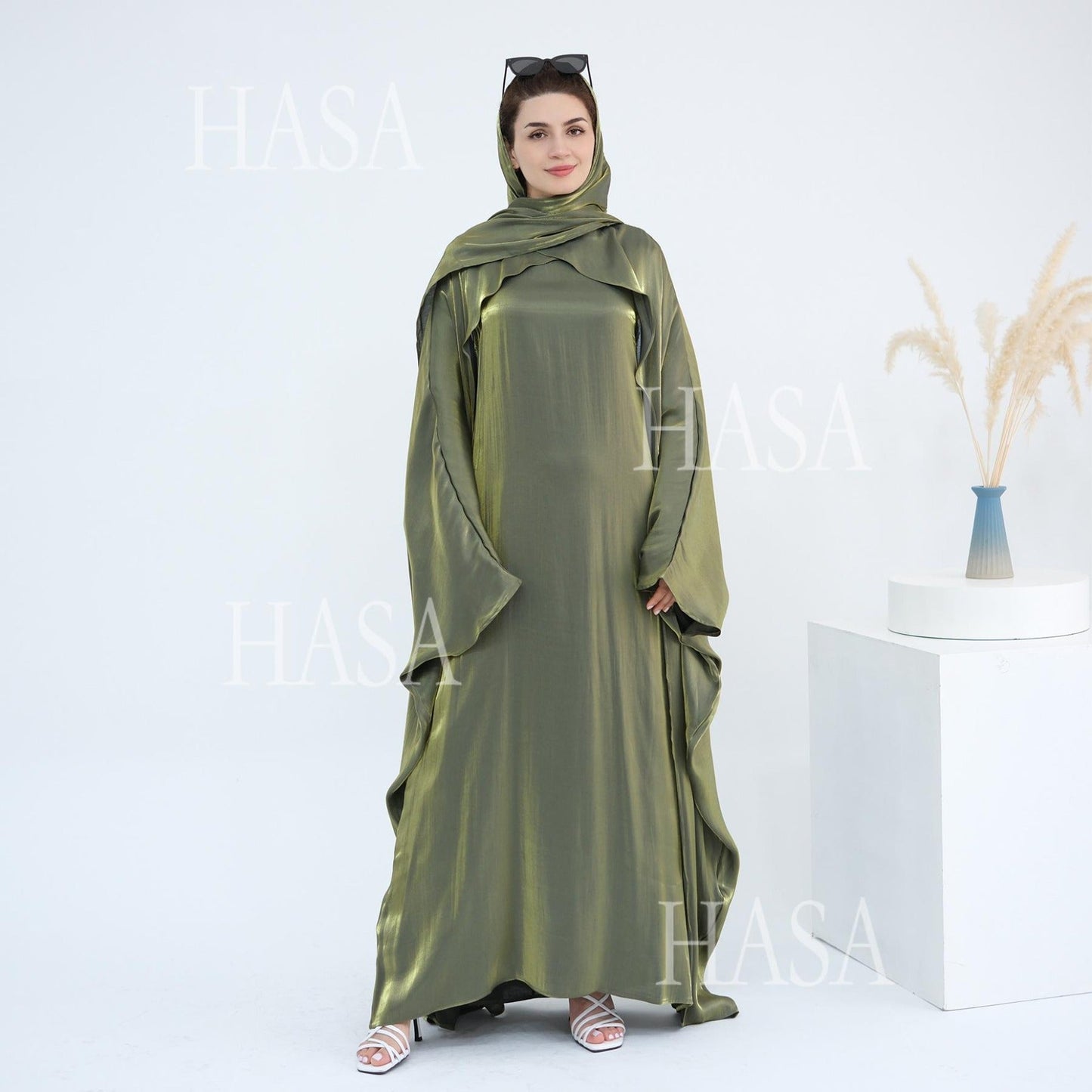 HA6584 Solid Color Beaded Loose Elegant Robe Dress