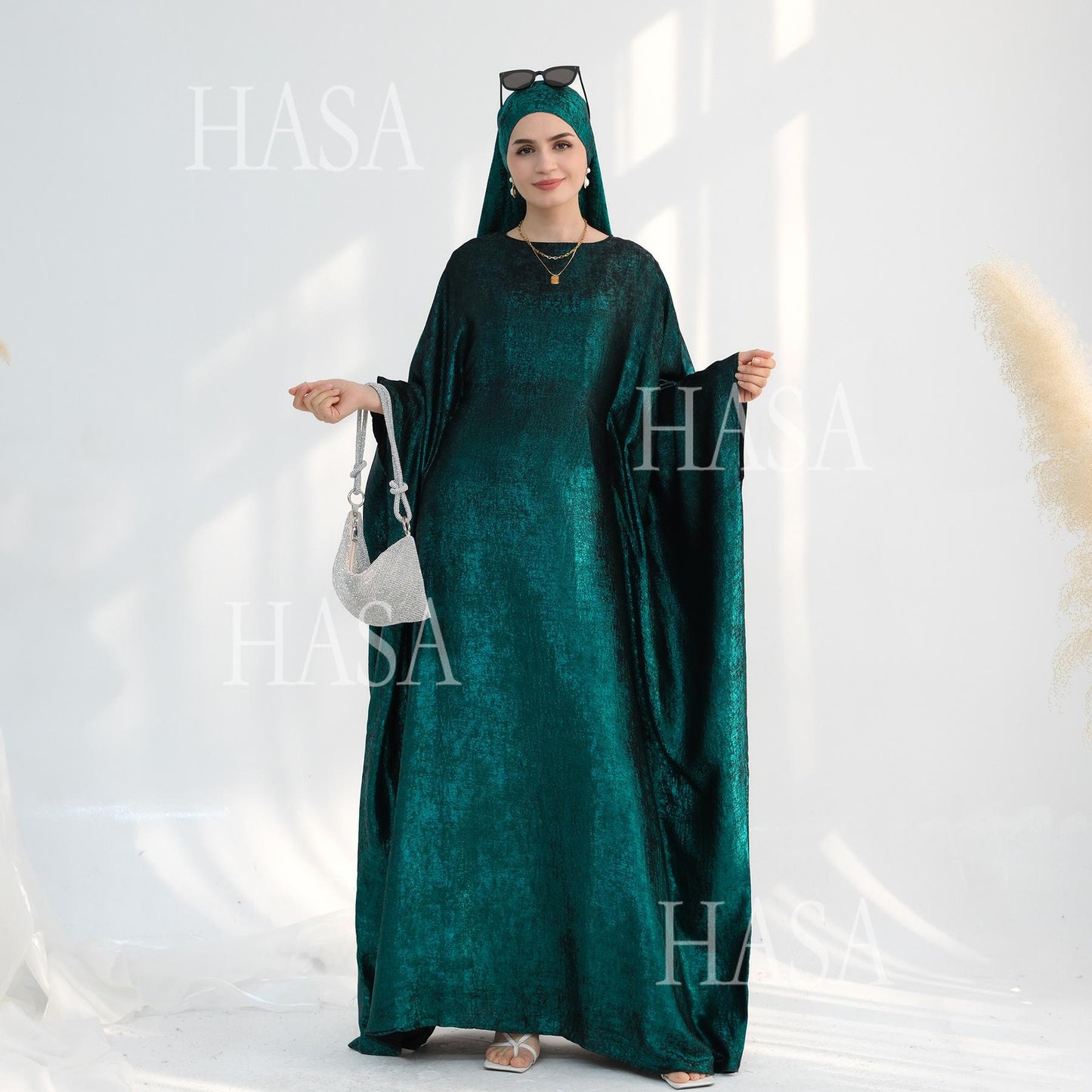 HA5879 Light-sensing Two-piece Dress | with Headscarf Design, The Overall Matching Is More Worry-free