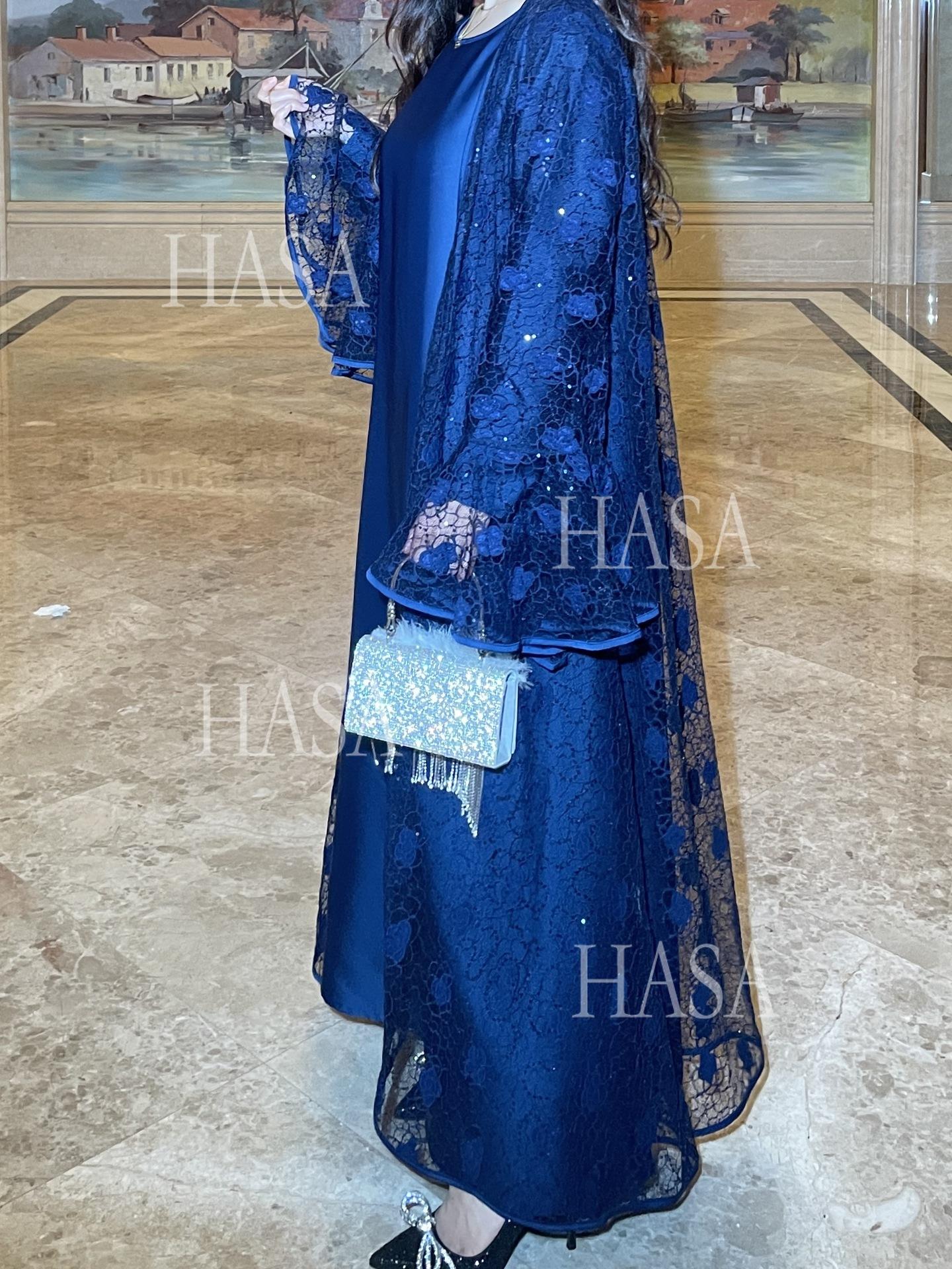 HA6488 Two-piece long dress with flared sleeves and lace sequined cape