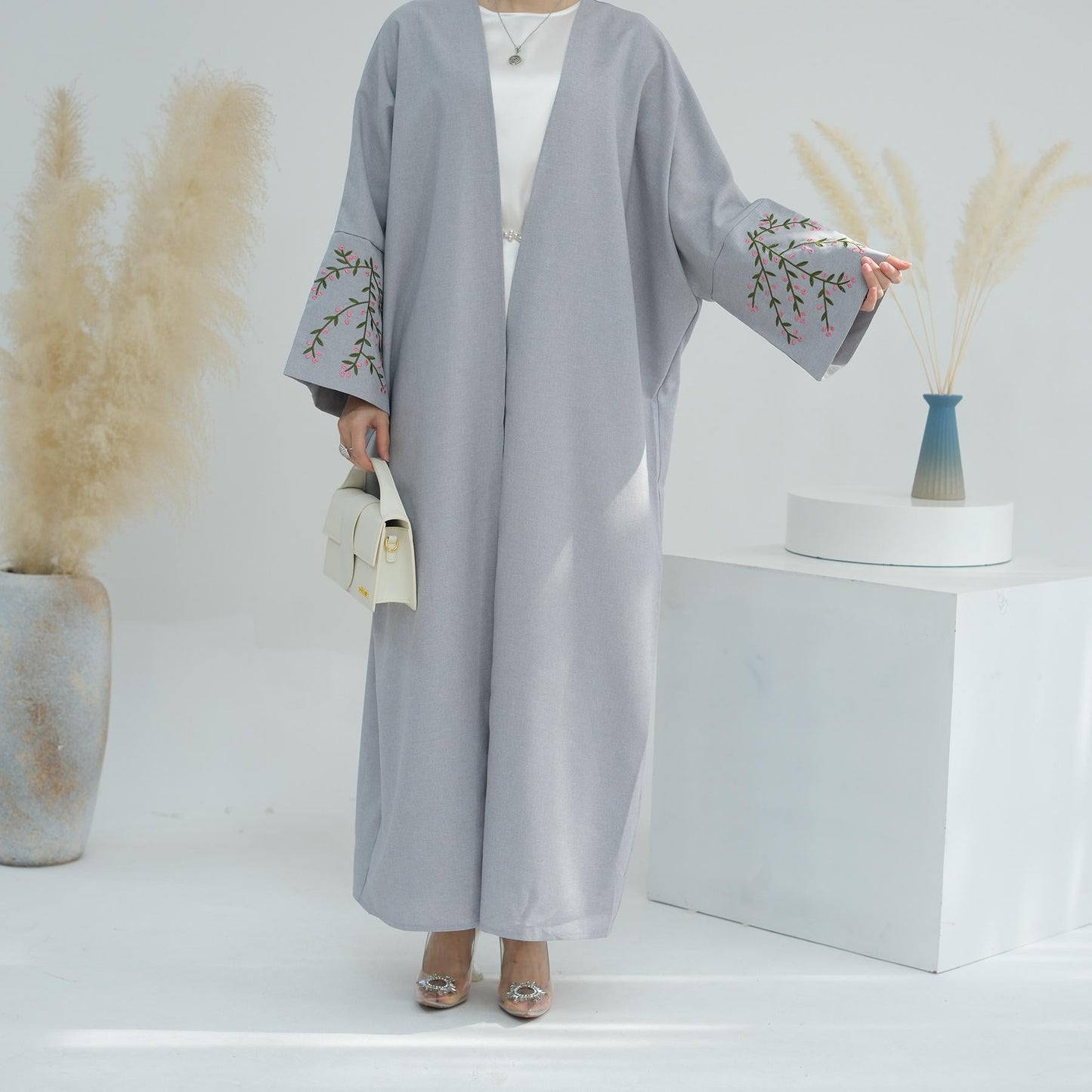 HAYA HAYA1046 Flower Embroidery Elegant Cardigan Robe