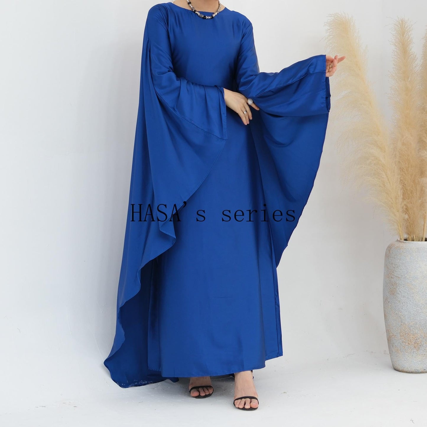 HS4835 High-density Stretch Satin Long Dress, Simple, Elegant, and Comfortable To Wear.