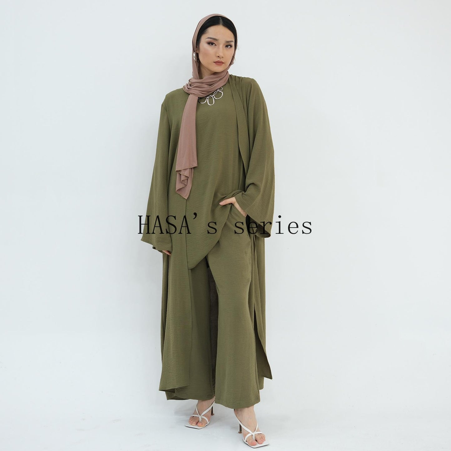HS5107 Minimalist Style Three-piece Set | Solid Color Long Coat Paired with A Loose Two-piece Suit.