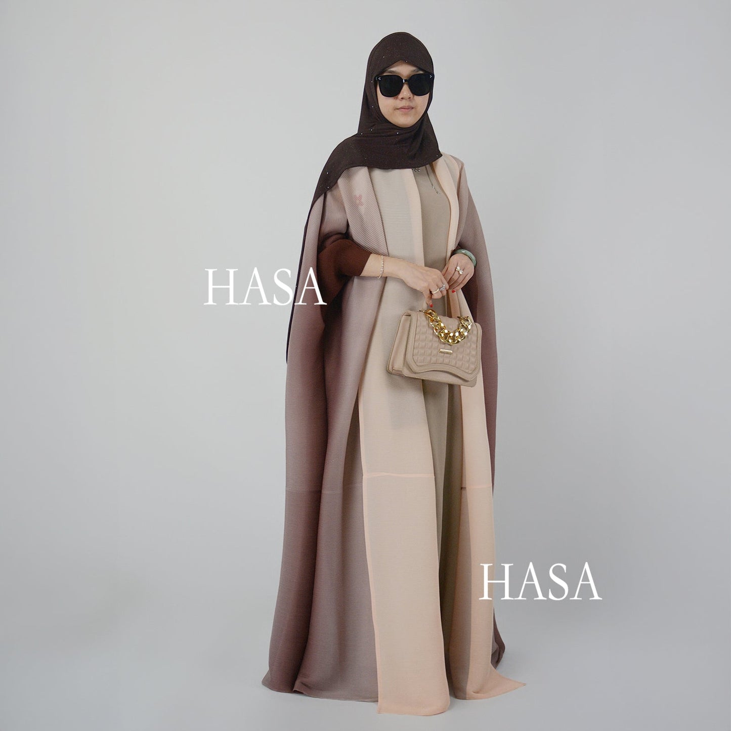 HAYA SHOP 1245 Ombré Abaya Loose Fashion Robe with Pleated Patchwork Detailing