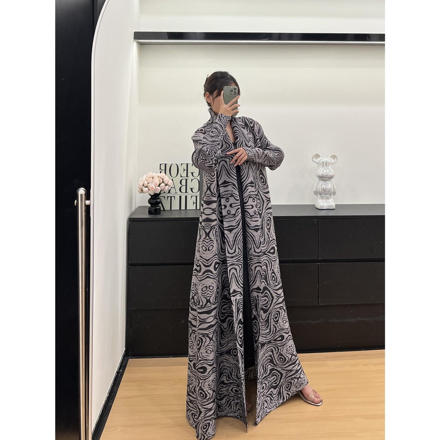 HS6723 Monochrome Swirl | Black & Grey Abstract Printed Abaya
