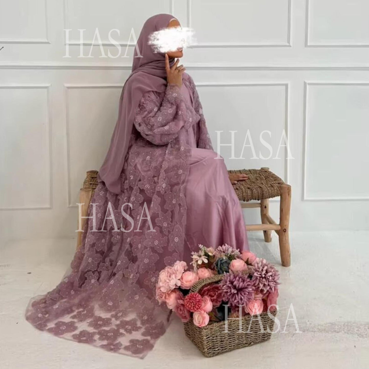 HS6625 Dreidimensionale, Perlenbesetzte Strickjacke Mit Blumenmuster, Die Mit Einer Inneren Schicht Oder Einem Kopftuch Kombiniert Werden Kann.