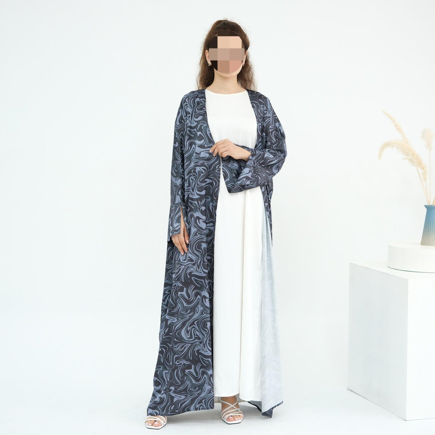 HA6555 Fashionable printed long-sleeved dress with an ankle-length cardigan style