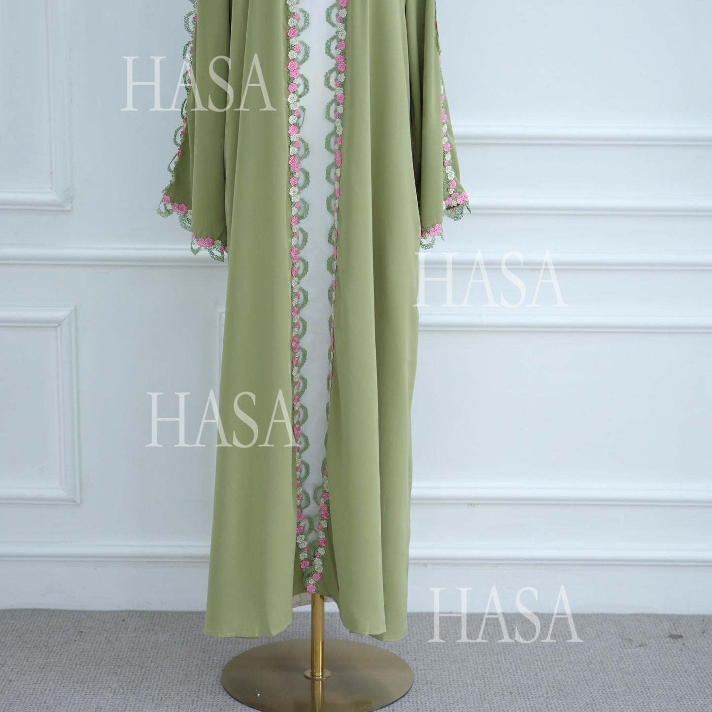 HA6560 Simple Floral Embroidery Cardigan