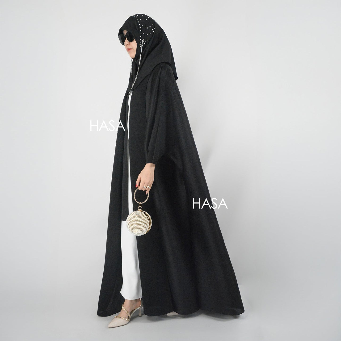 HAYA SHOP 1245 Ombré Abaya Loose Fashion Robe with Pleated Patchwork Detailing