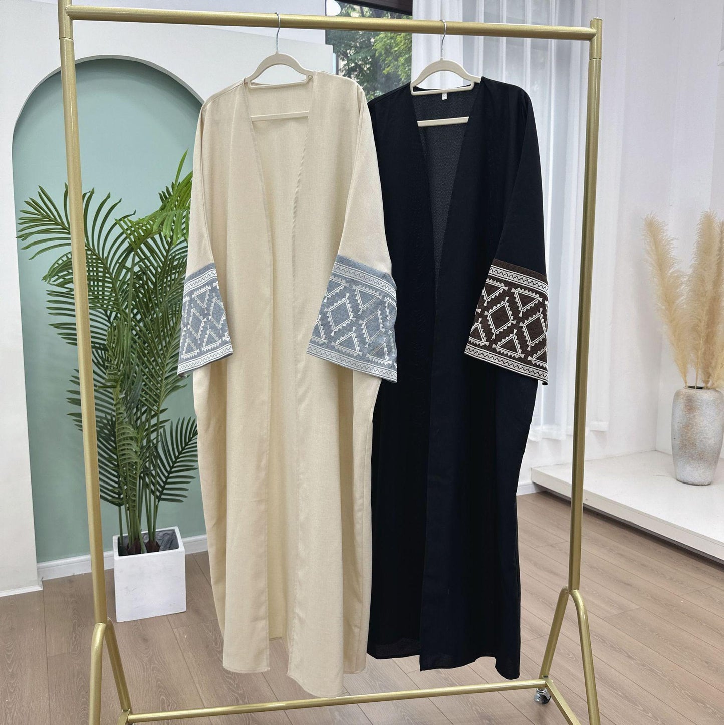 HS1444 Chic Embroidered Cardigan Robe: Elevate Your Style with Fashionable Elegance Party Abaya