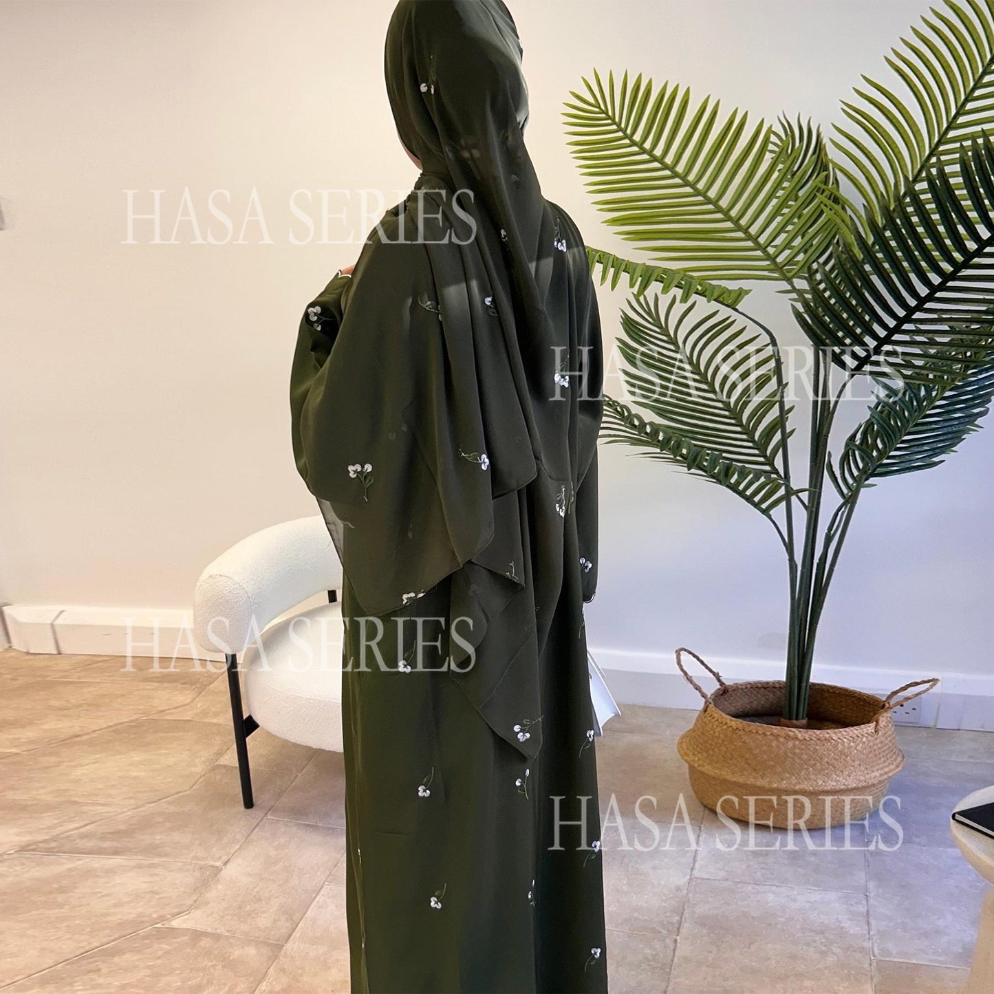 HASASERIES HS6682 Embroidered Floral Pattern Long Cardigan