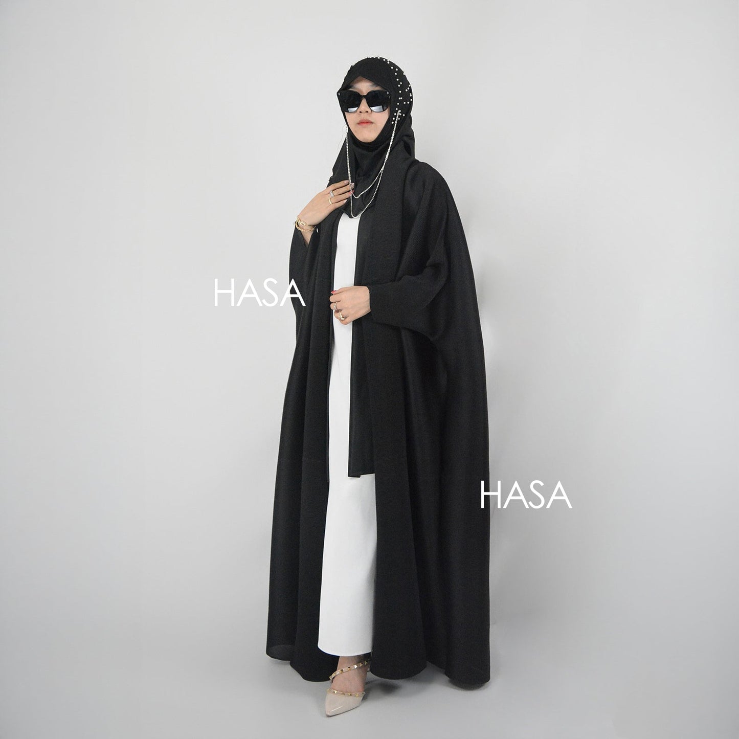 HAYA SHOP 1245 Ombré Abaya Loose Fashion Robe with Pleated Patchwork Detailing