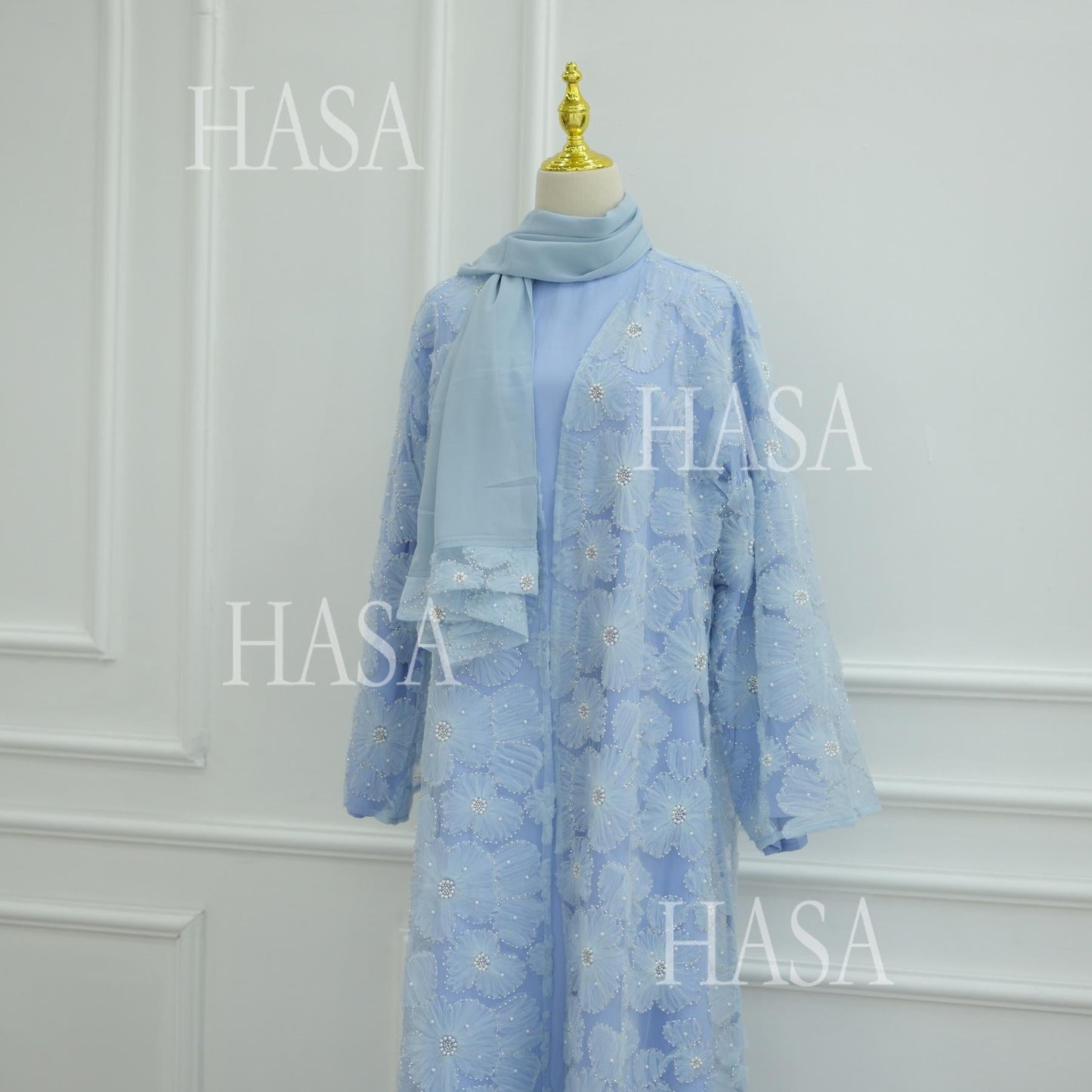 HS6625 Dreidimensionale, Perlenbesetzte Strickjacke Mit Blumenmuster, Die Mit Einer Inneren Schicht Oder Einem Kopftuch Kombiniert Werden Kann.