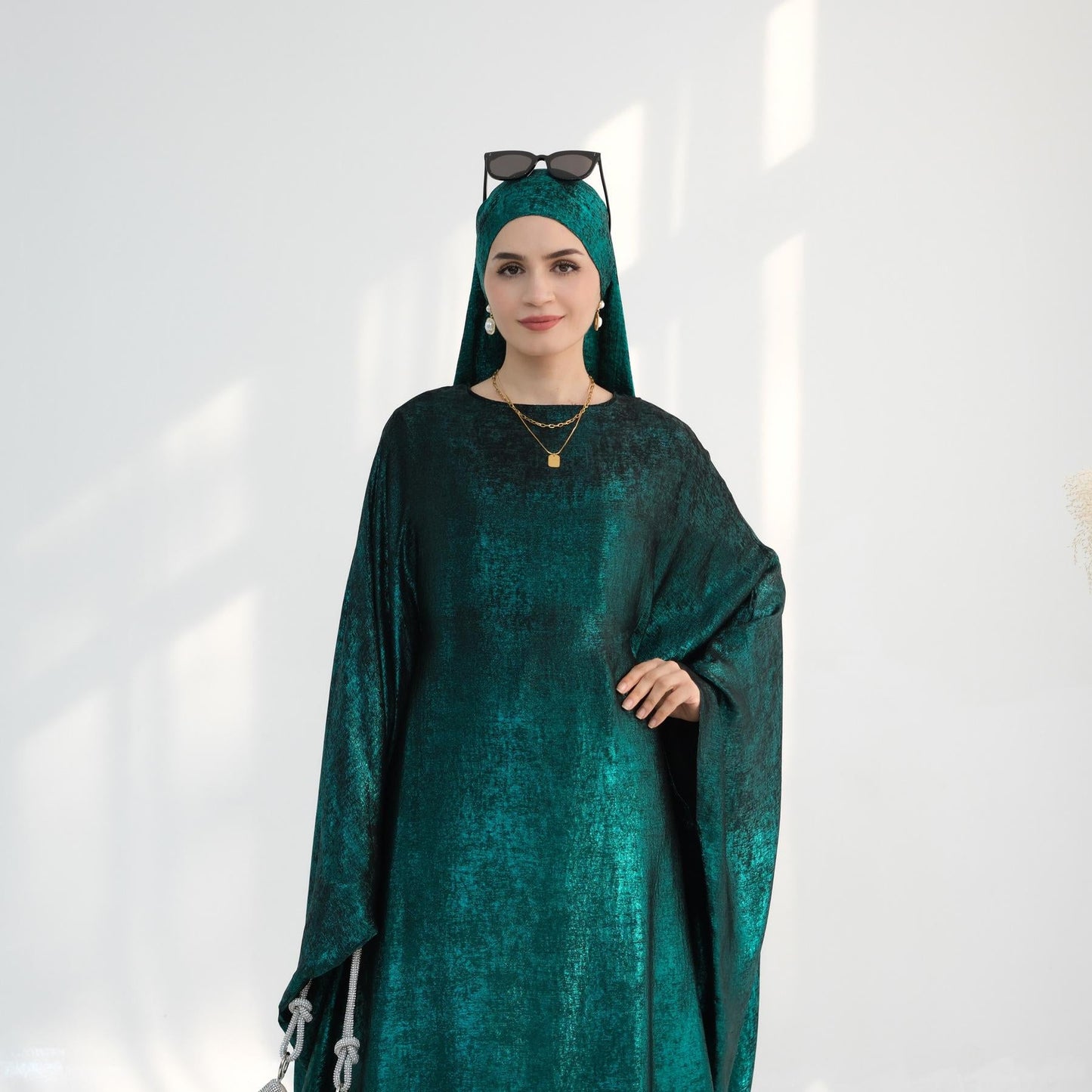 HA5878 A Glossy Dress That Combines Softness and Fluidity