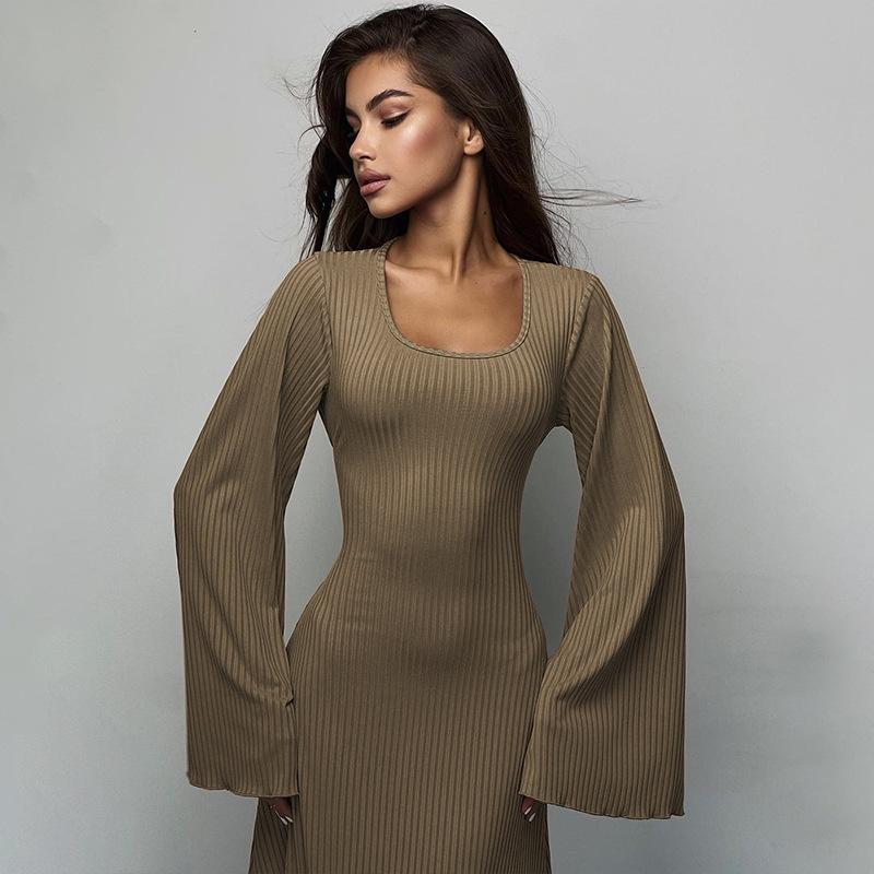 HAYA HAYA0676 Flared Long Sleeved High Waist Maxi Skirt with Lace-up Back
