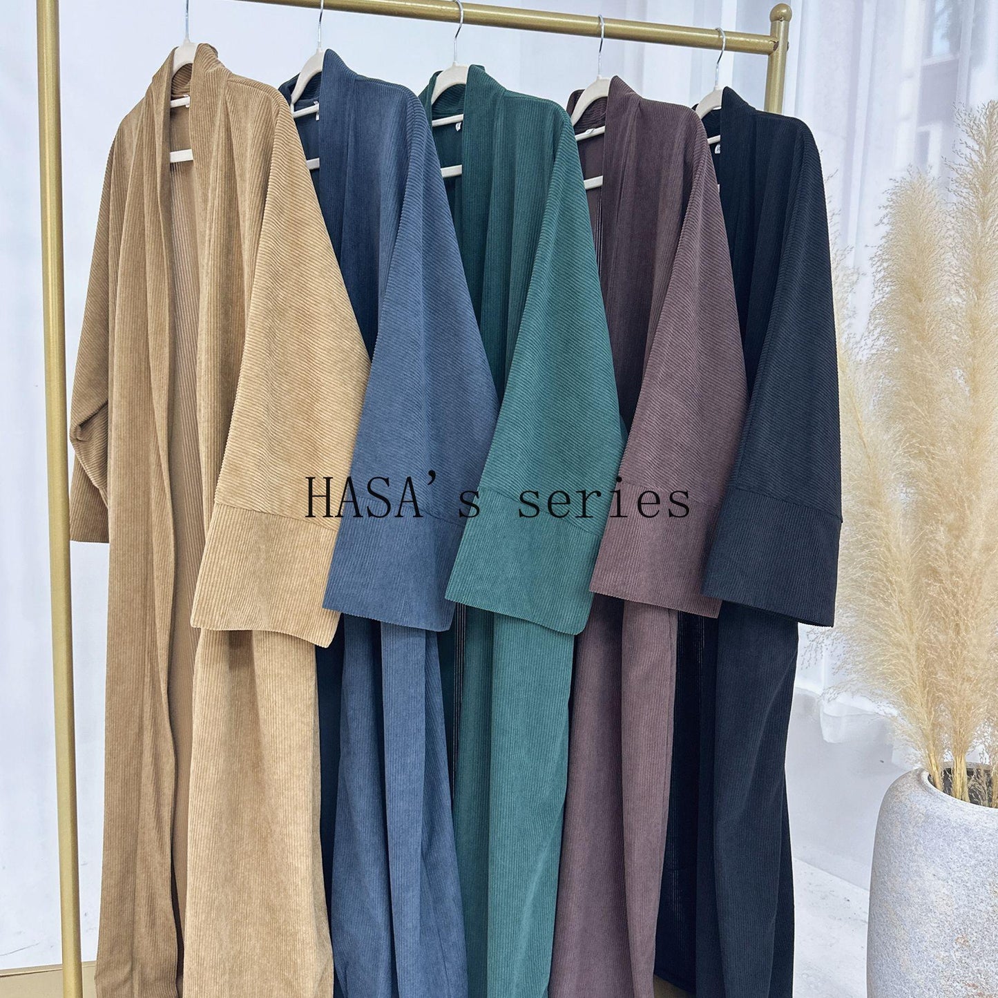HA5489 Loose Swing Cardigan Dress - A Comfortable and Casual Fall and Winter Essential
