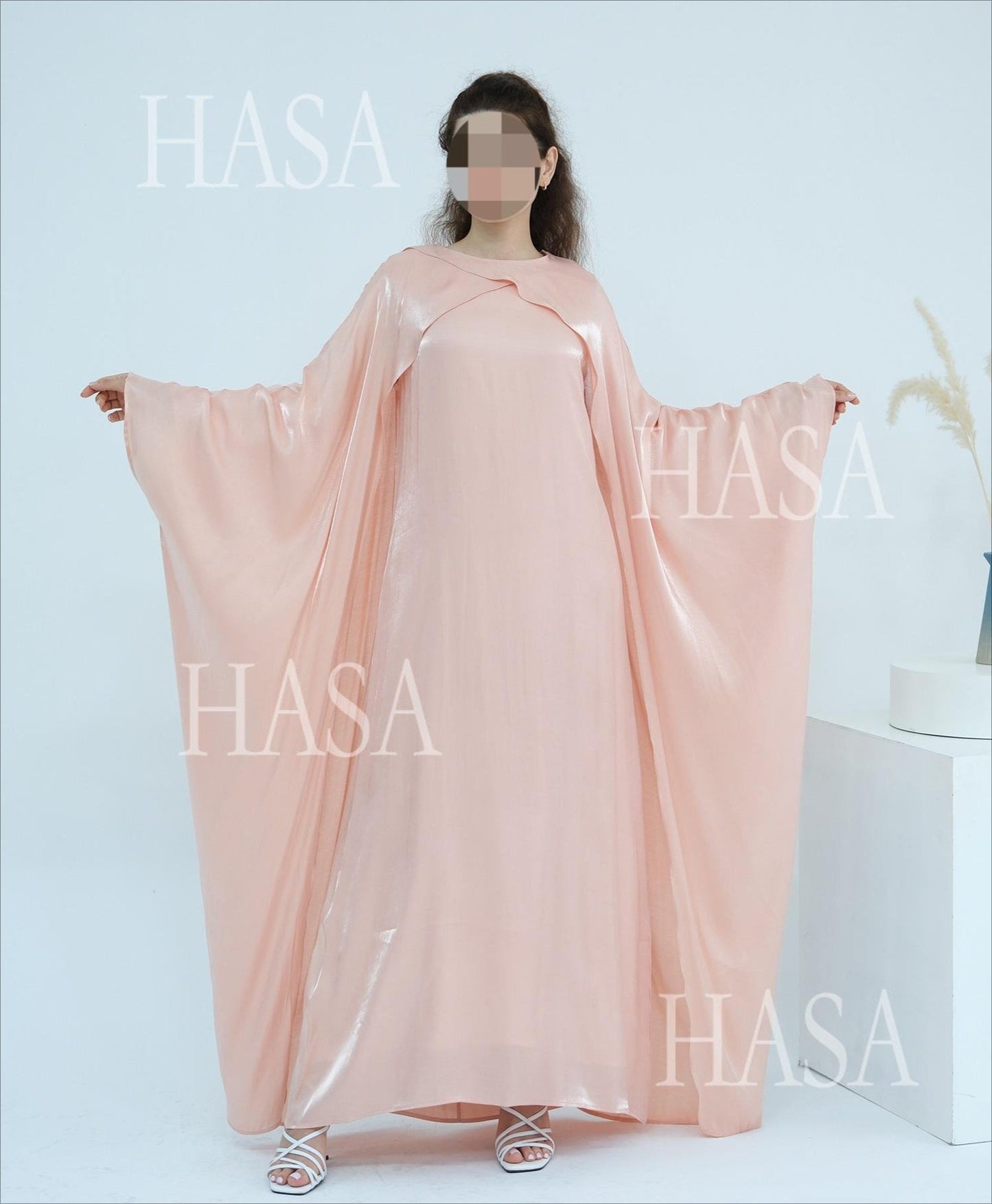 HA6584 Solid Color Beaded Loose Elegant Robe Dress