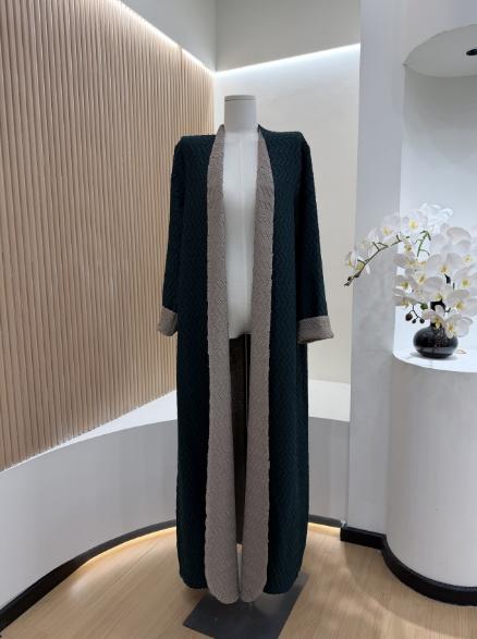 HS6703 Modern Minimalism Textured Grey Abaya with Pink Accents