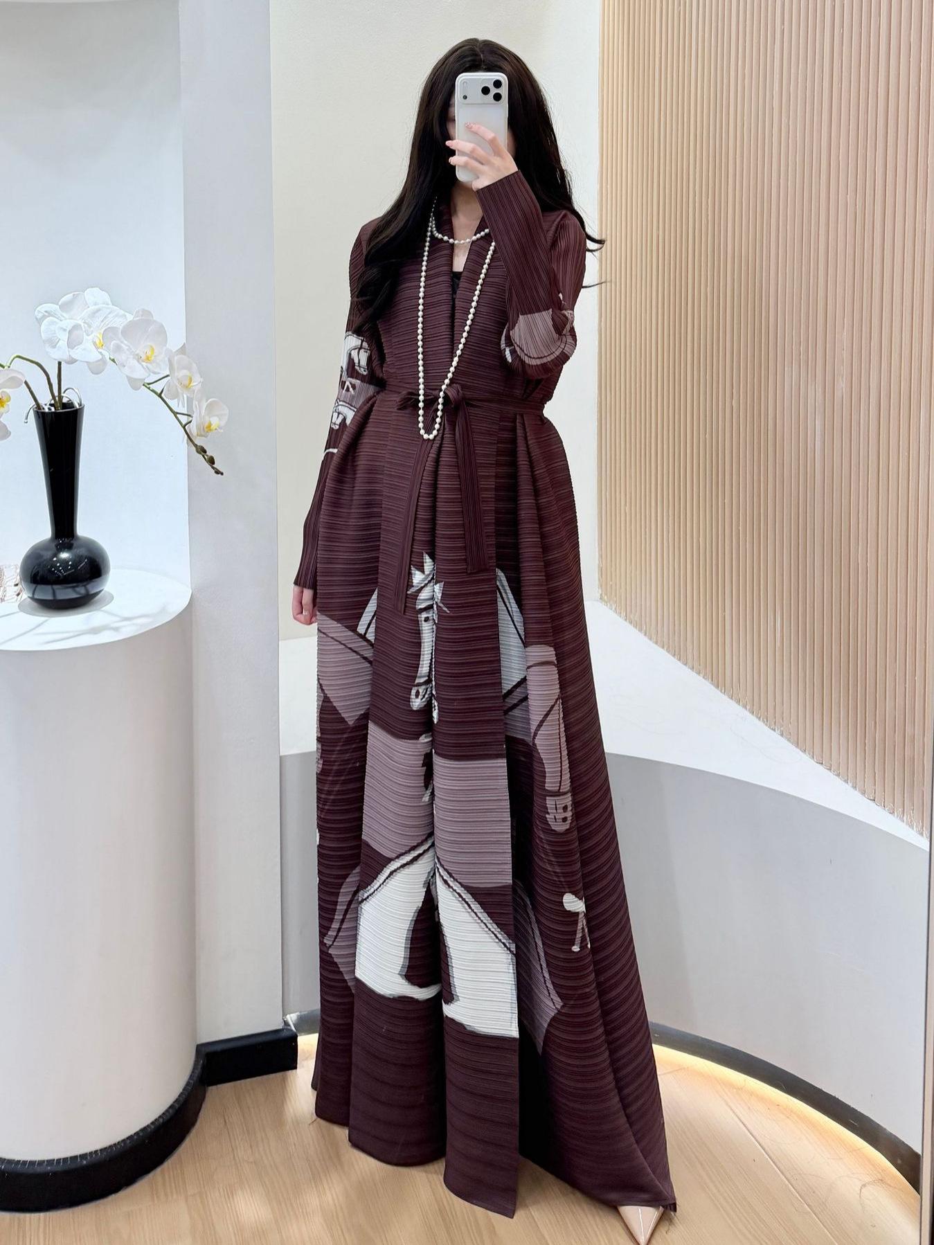 HS6718 Questrian Elegance | Brown Abaya with Horse Motifs