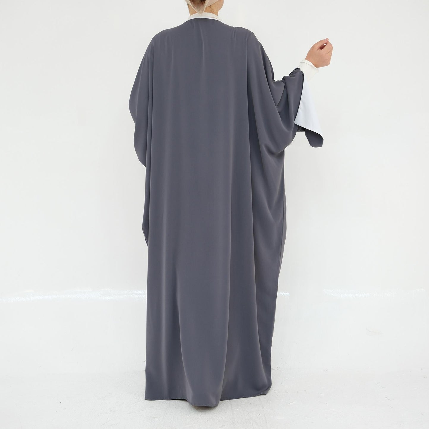 HA5877 The Loose-fitting Robe Has A Lightweight Silhouette That Is Perfect for Any Occasion open abaya outfit