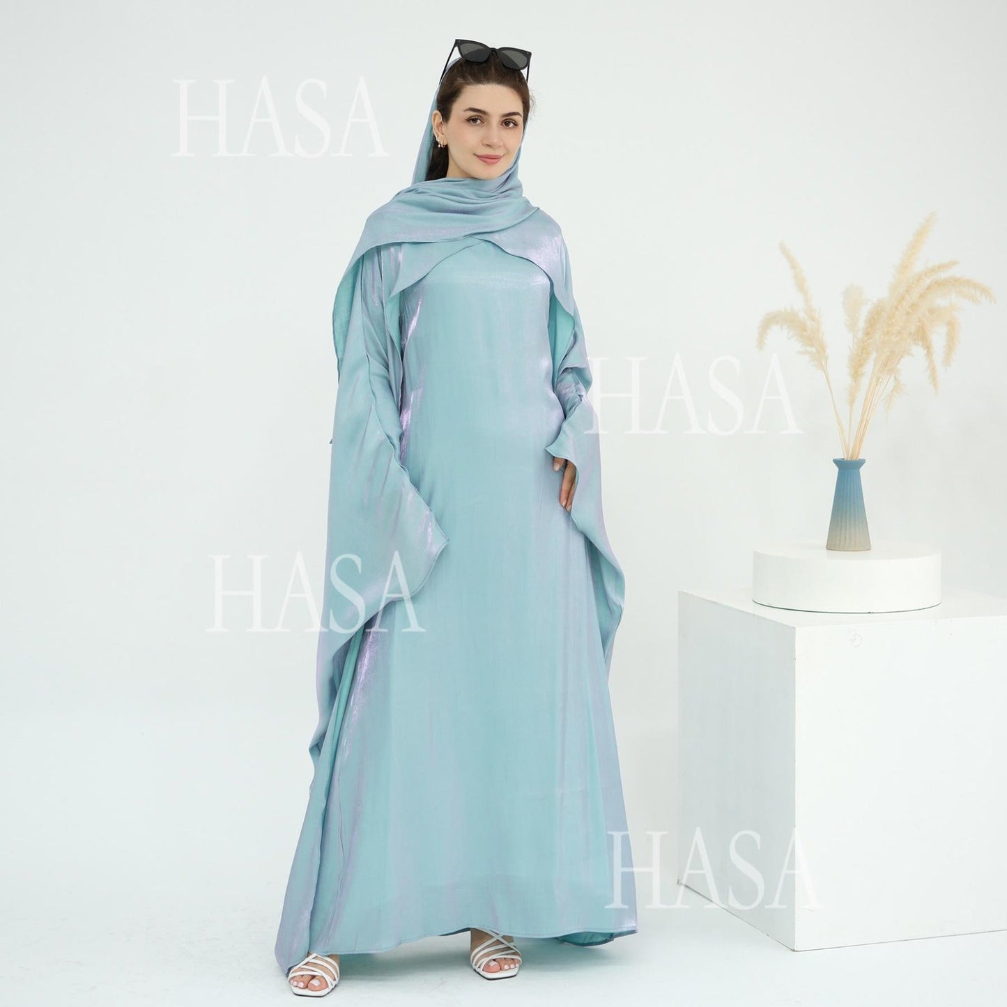 HA6584 Solid Color Beaded Loose Elegant Robe Dress