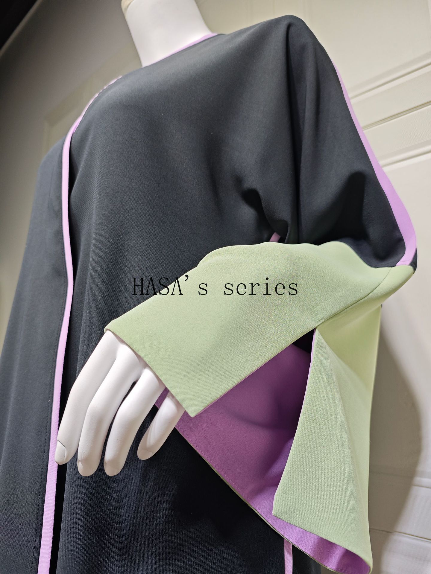 HS5089 Color-blocked Patchwork Long-sleeved Dress, A Stylish and Elegant Long Design.