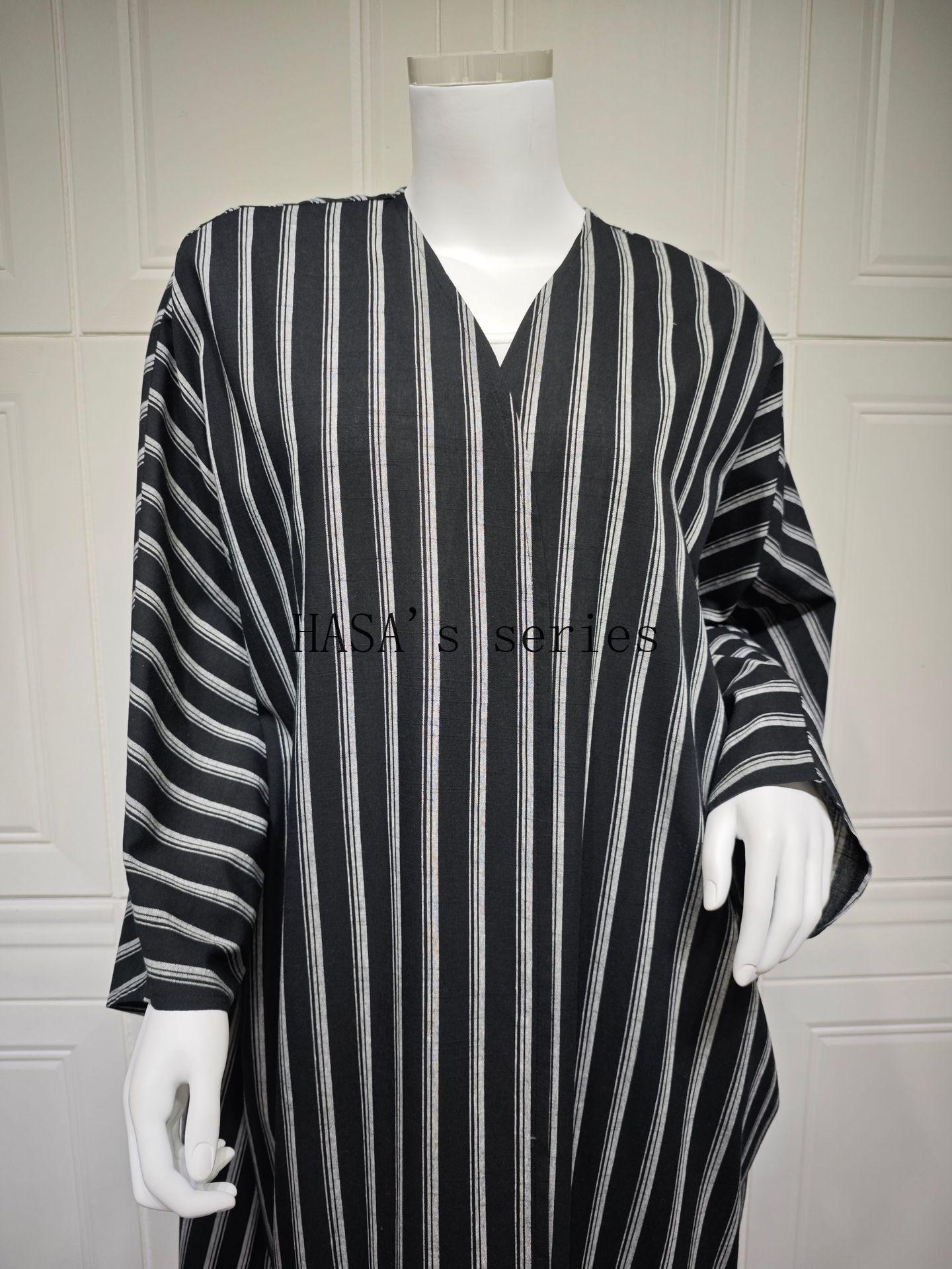 HS5096 Stylish Black and White Striped Long Coat with A Loose-fitting, Open-front Design.