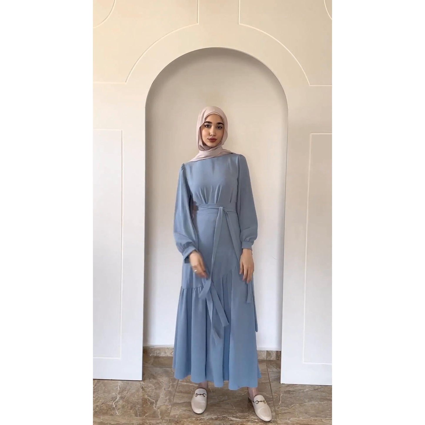 HAYA HAYA0823 2pcs Set Long Sleeved with Lace Up Half Length Dress