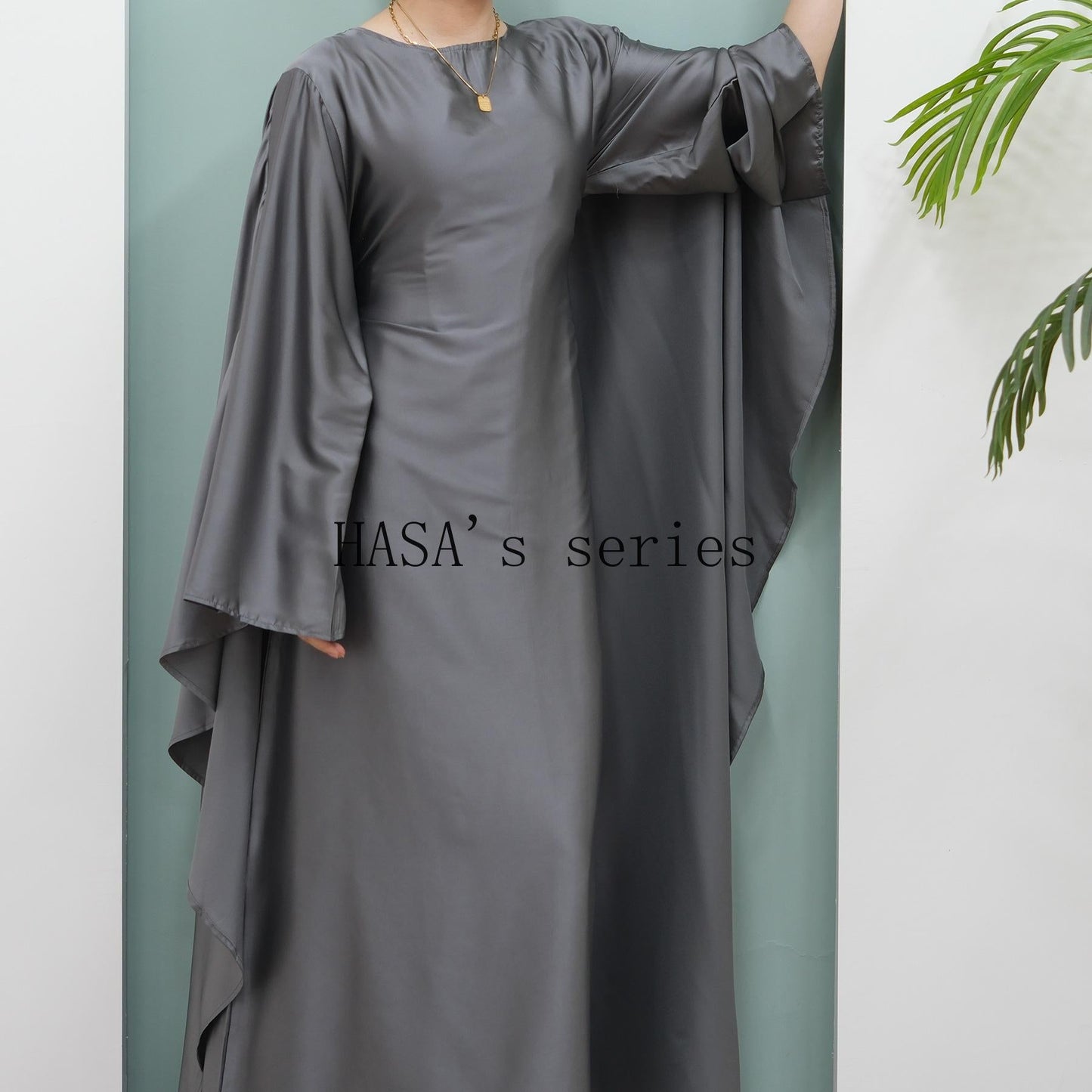 HS4835 High-density Stretch Satin Long Dress, Simple, Elegant, and Comfortable To Wear.