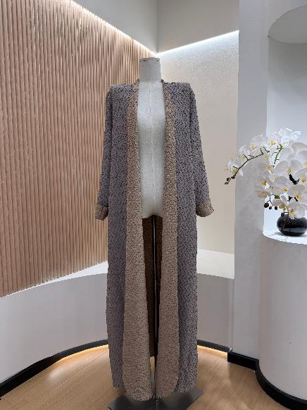 HS6703 Modern Minimalism Textured Grey Abaya with Pink Accents