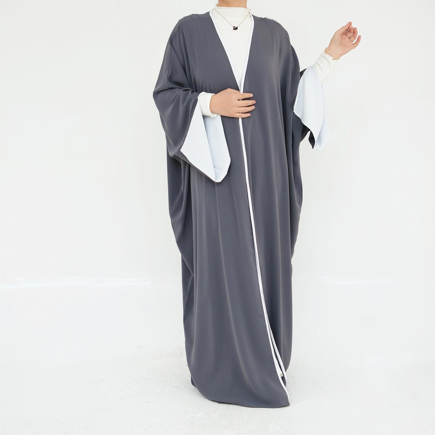 HA5877 The Loose-fitting Robe Has A Lightweight Silhouette That Is Perfect for Any Occasion open abaya outfit