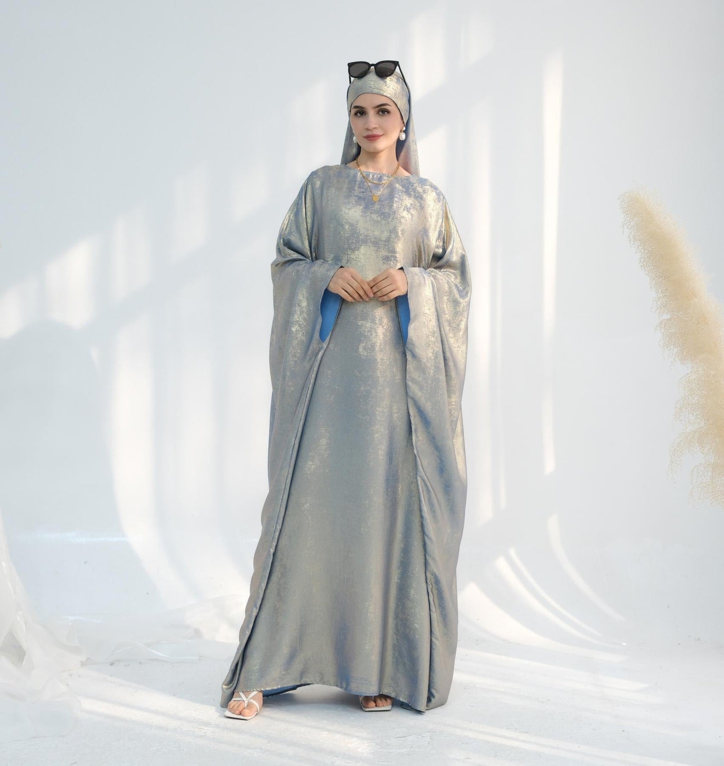 HA5878 A Glossy Dress That Combines Softness and Fluidity