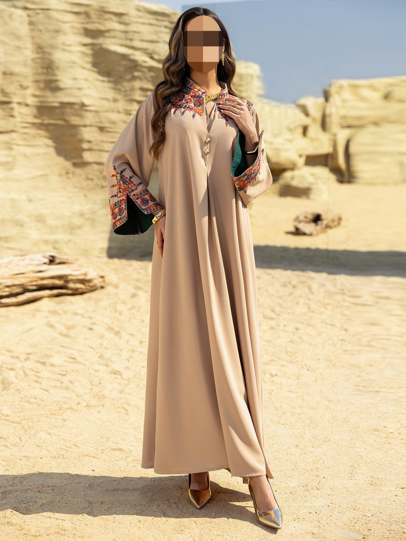 HA6655 Embroidered loose-fitting long dress | Soft drape and delicate cuff design