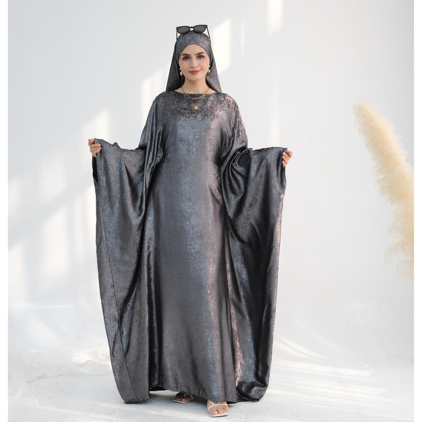 HA5878 A Glossy Dress That Combines Softness and Fluidity