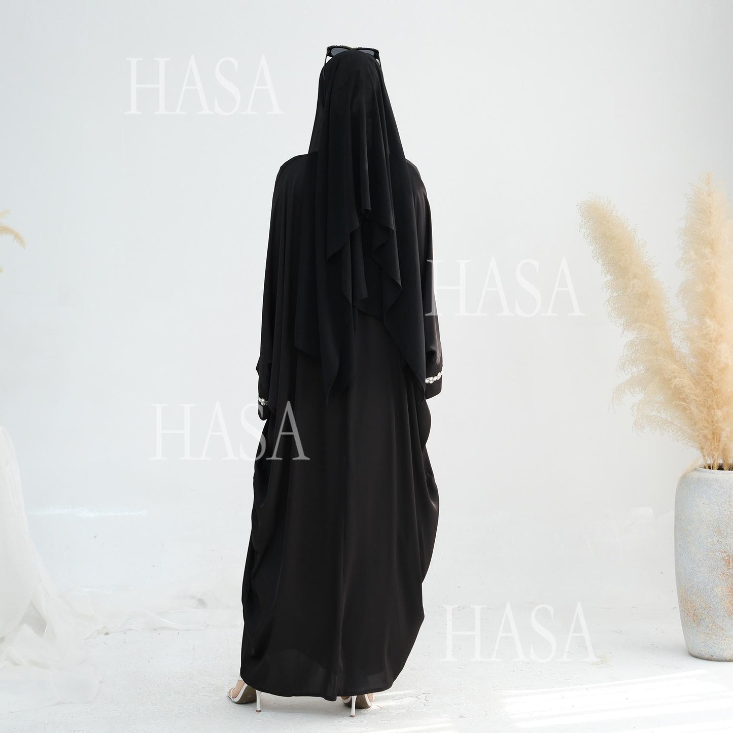 HA5882 A Cardigan Dress with Exquisite Hot Diamond Embellishment and Elegant Details closed abayas