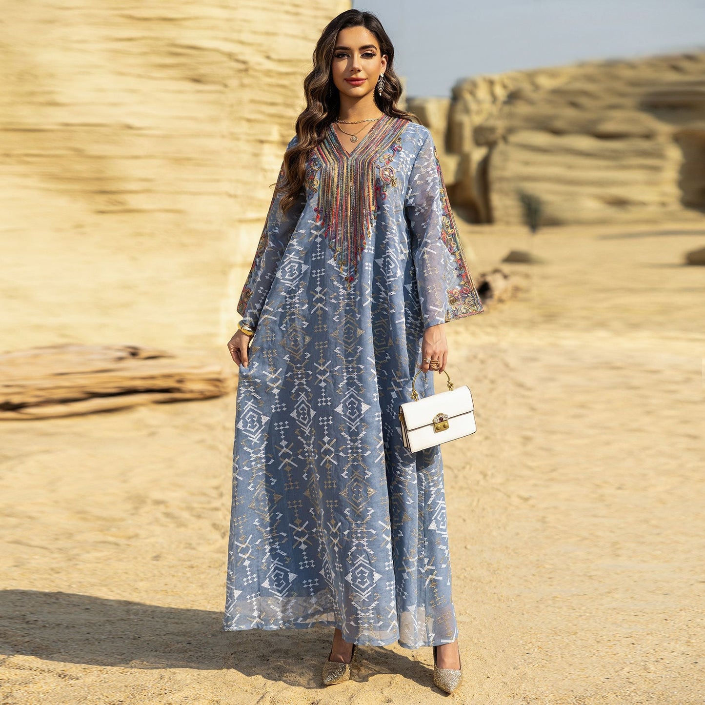 HA6658 Appliqué Patchwork Robe Dress: Lightweight Mesh Combined with Delicate Patterns