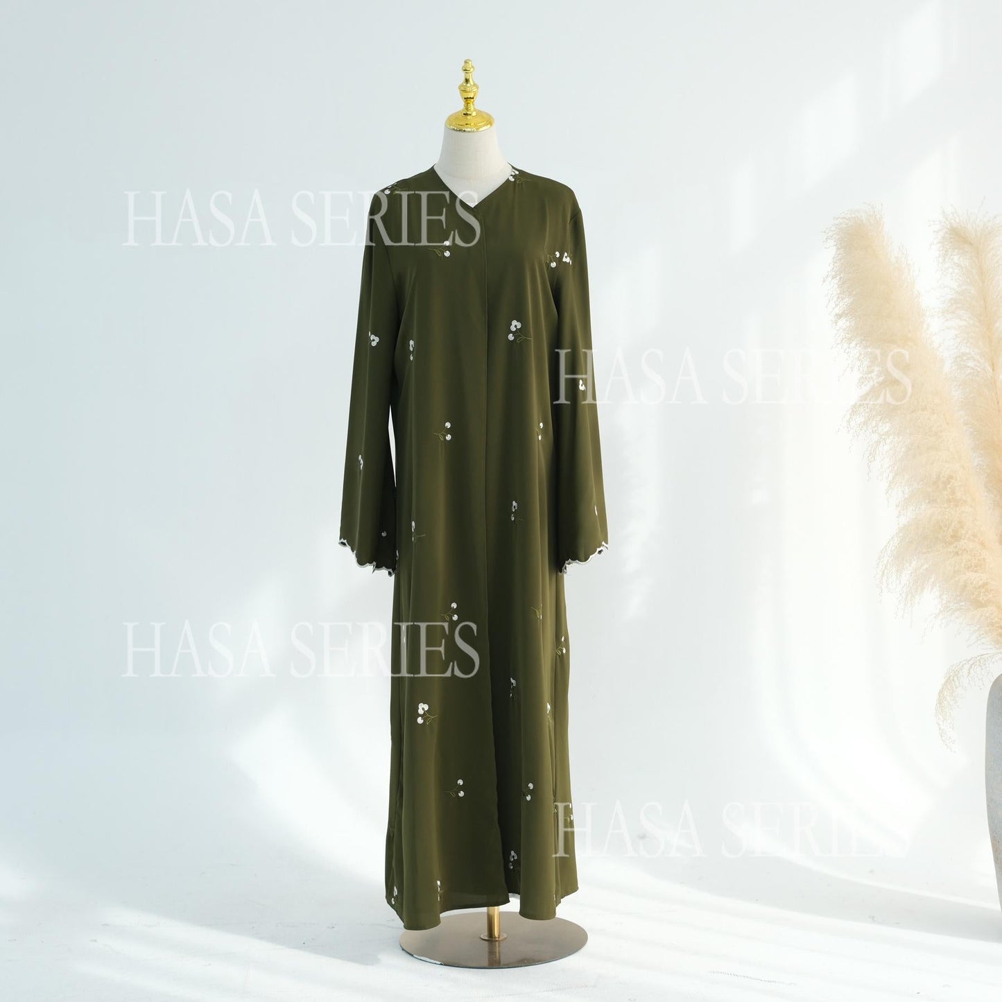 HASASERIES HS6682 Embroidered Floral Pattern Long Cardigan