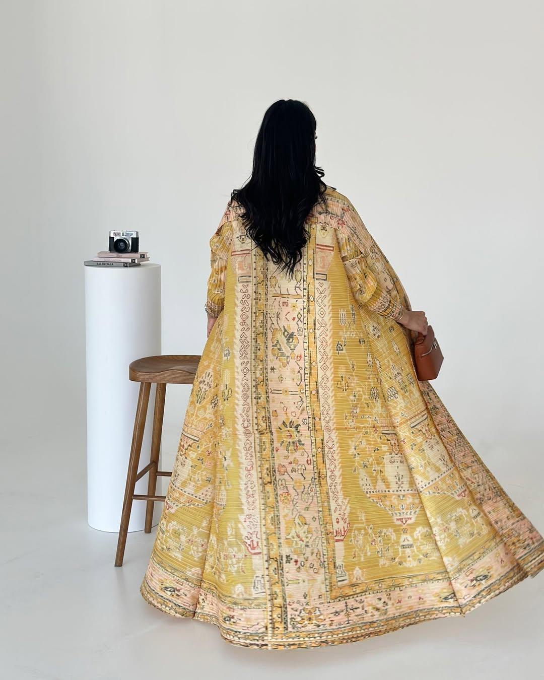 HS5843 Retro Warm Yellow Floral Textured Open-front Long Coat