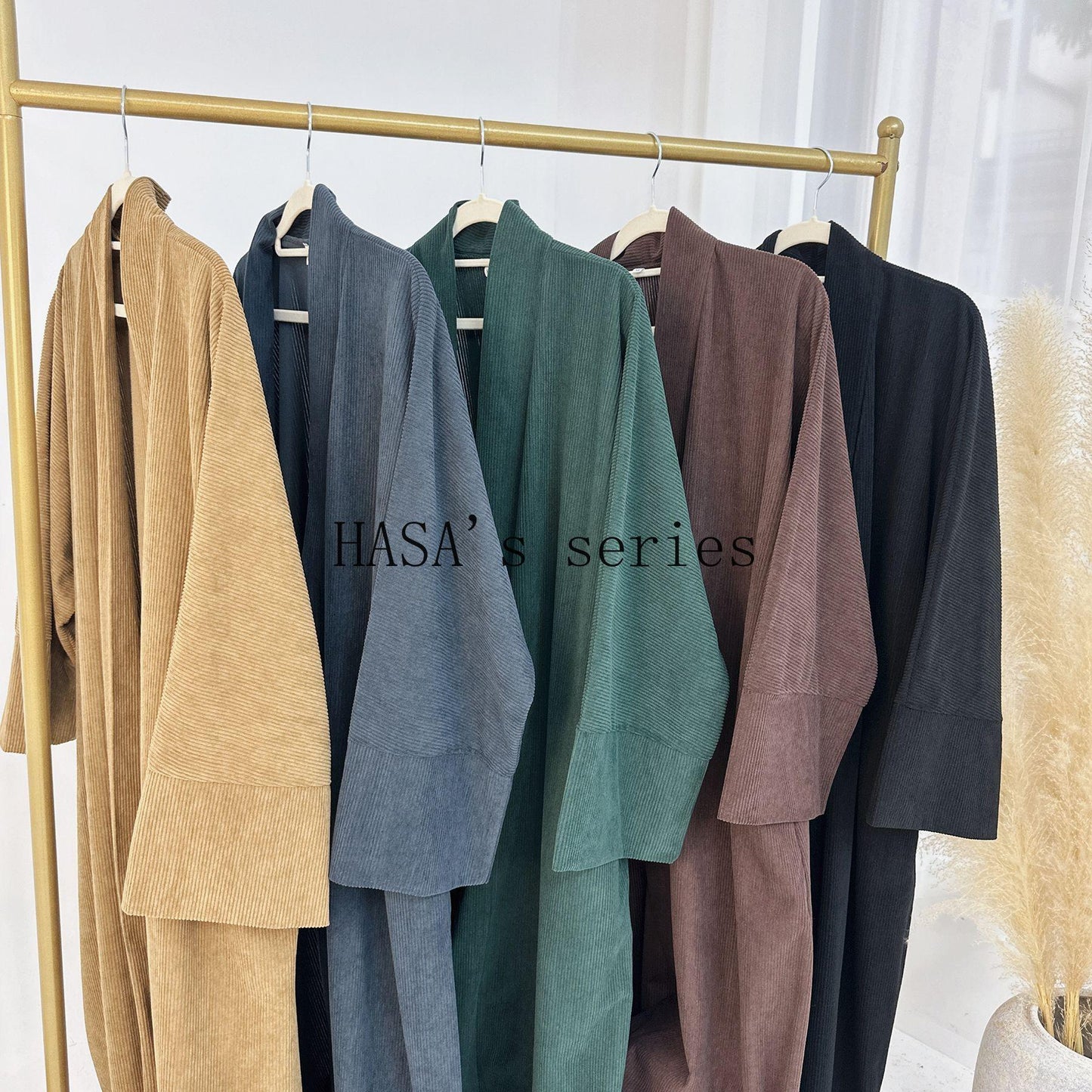 HA5489 Loose Swing Cardigan Dress - A Comfortable and Casual Fall and Winter Essential