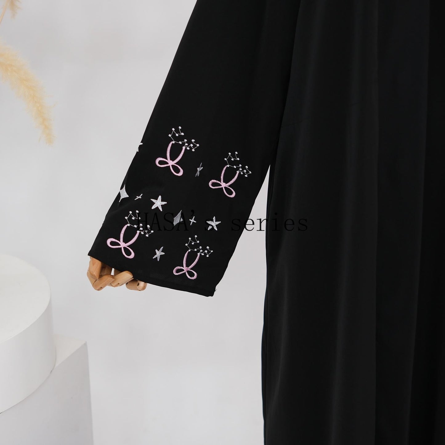 HS4852 Exquisitely Embroidered Long Robe with Bows, Showcasing Elegance Through Details.