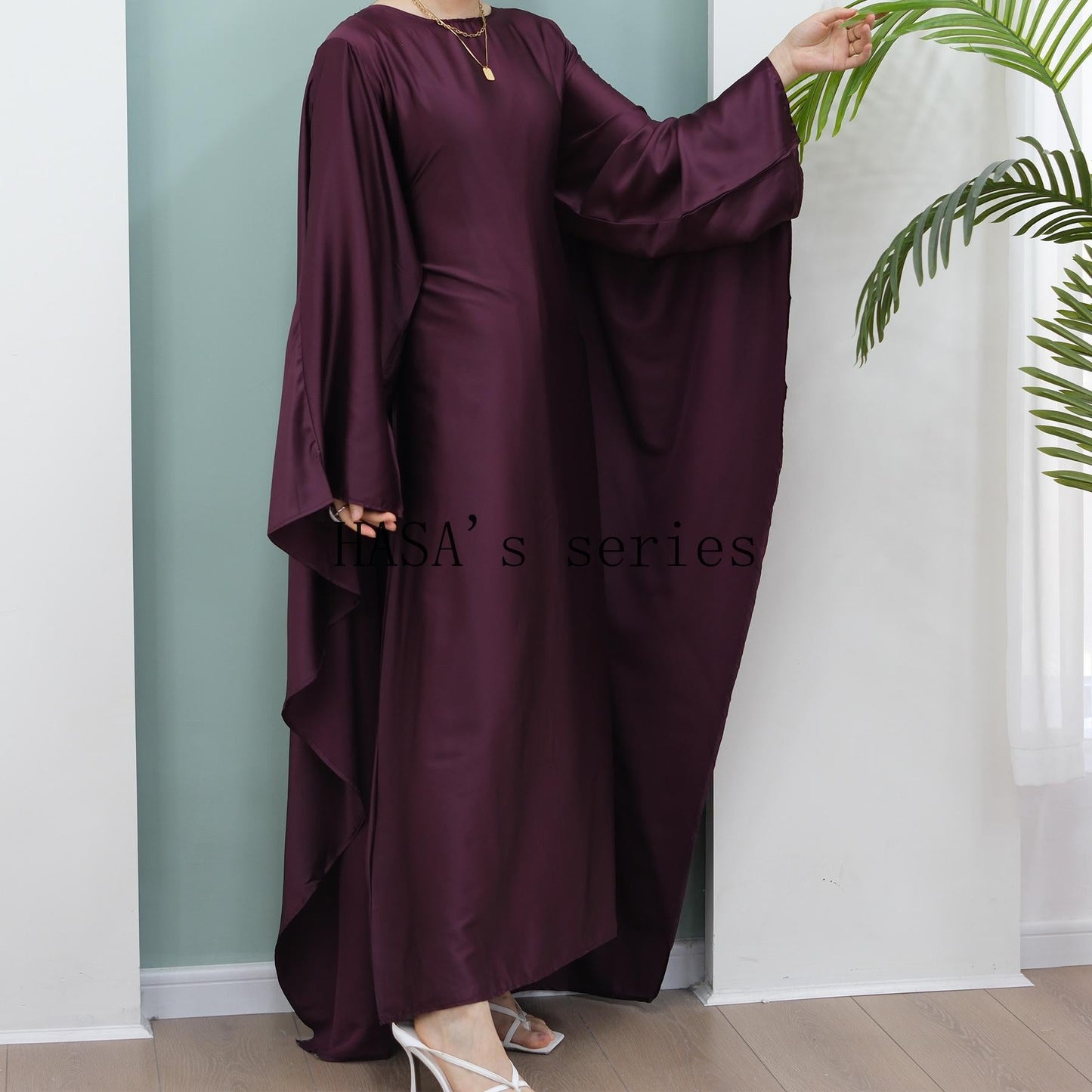 HS4835 High-density Stretch Satin Long Dress, Simple, Elegant, and Comfortable To Wear.