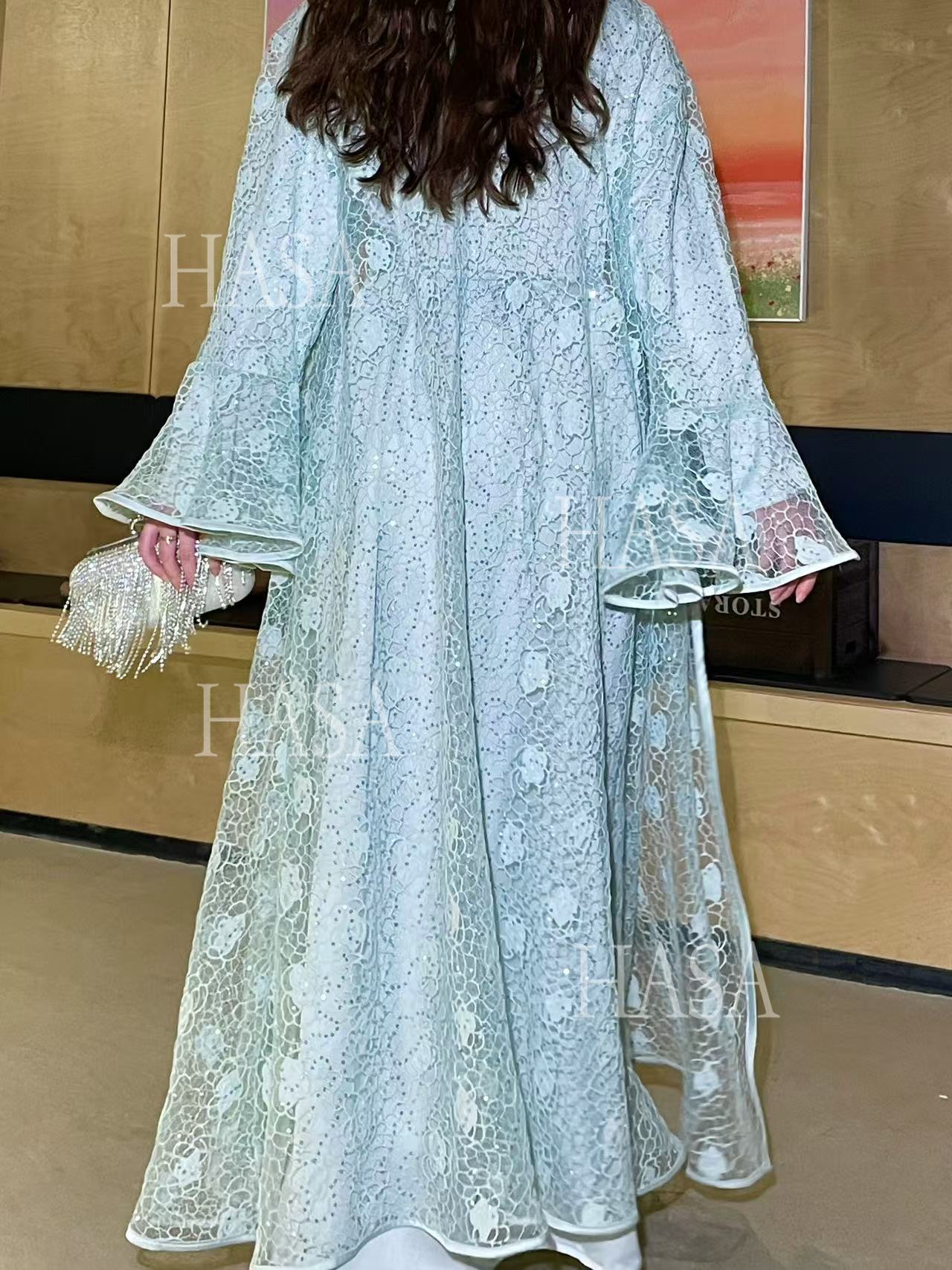 HA6488 Two-piece long dress with flared sleeves and lace sequined cape