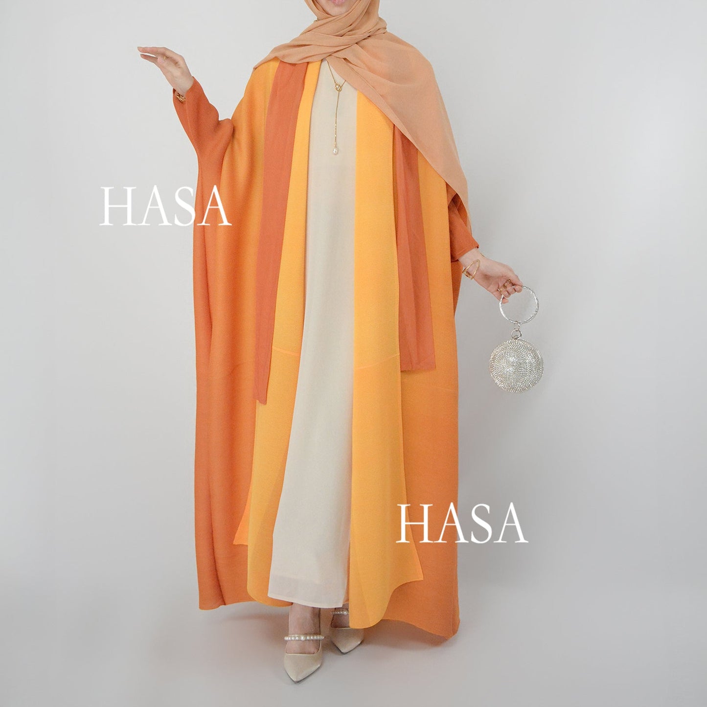 HAYA SHOP 1245 Ombré Abaya Loose Fashion Robe with Pleated Patchwork Detailing