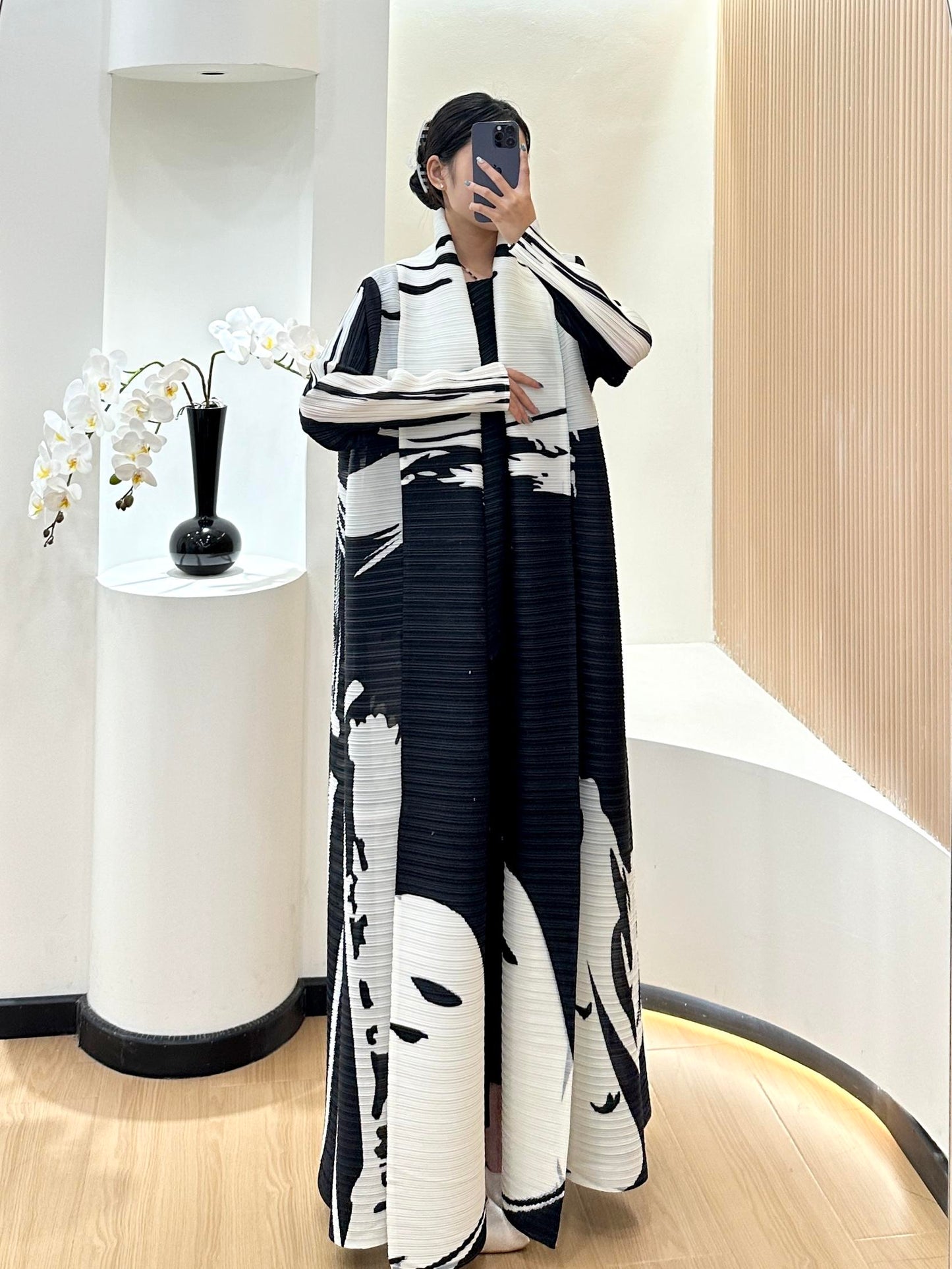 HS6726  White Abstract Belted Abaya with Artistic Prints