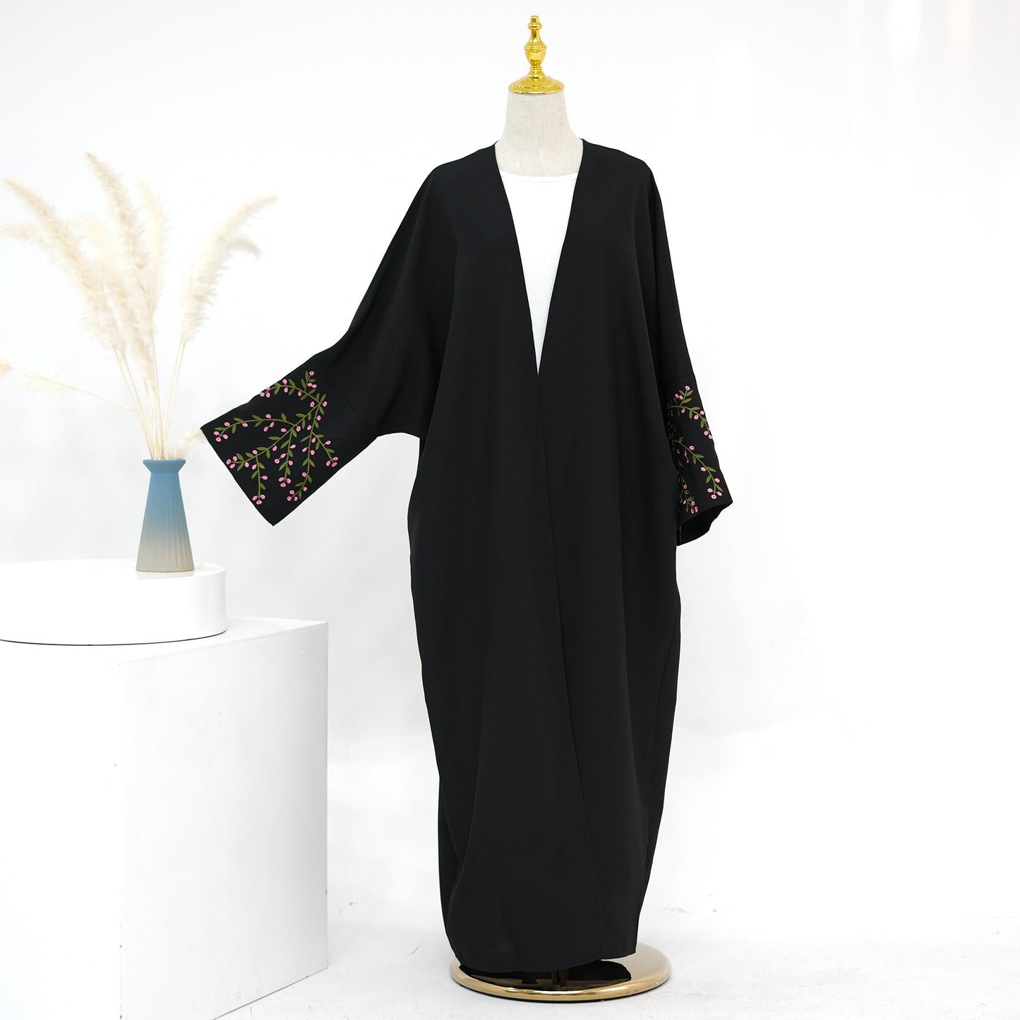 HAYA HAYA1046 Flower Embroidery Elegant Cardigan Robe