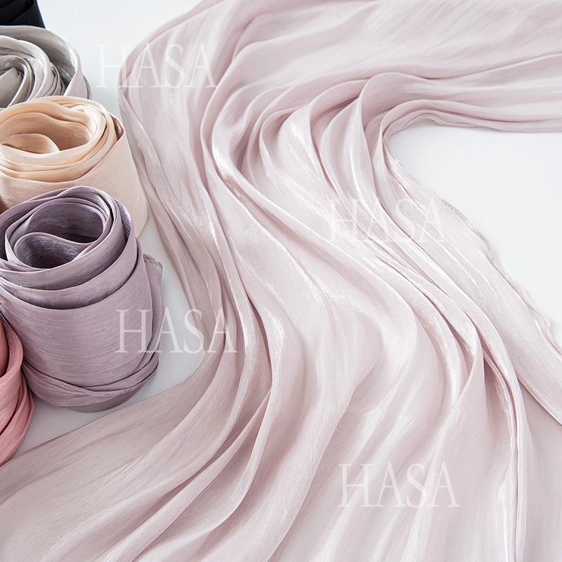 HA6479 A Simple Silk Scarf with A Mellow Color and A Light and Drapey Design