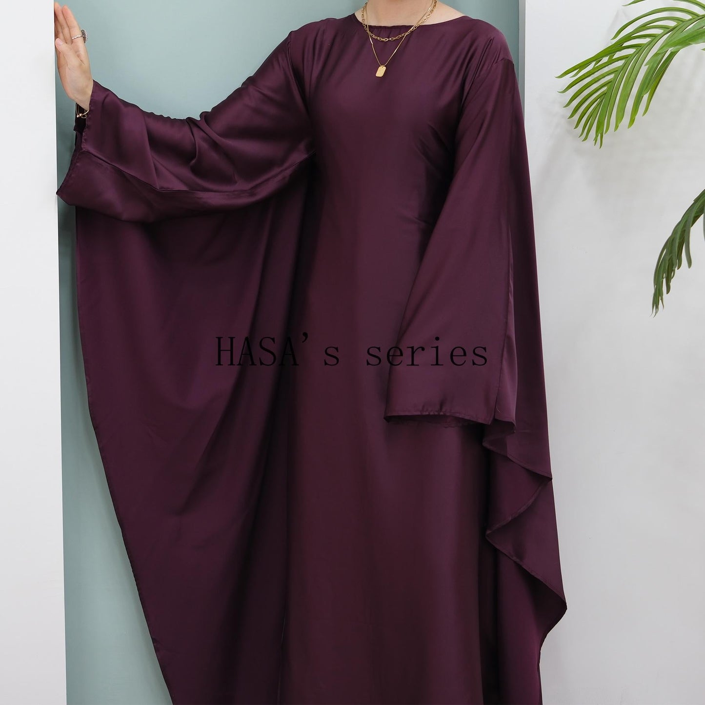 HS4835 High-density Stretch Satin Long Dress, Simple, Elegant, and Comfortable To Wear.