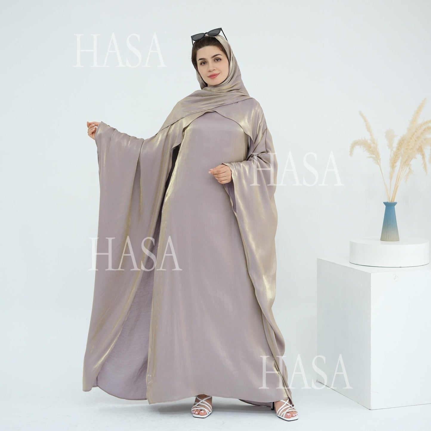 HA6584 Solid Color Beaded Loose Elegant Robe Dress