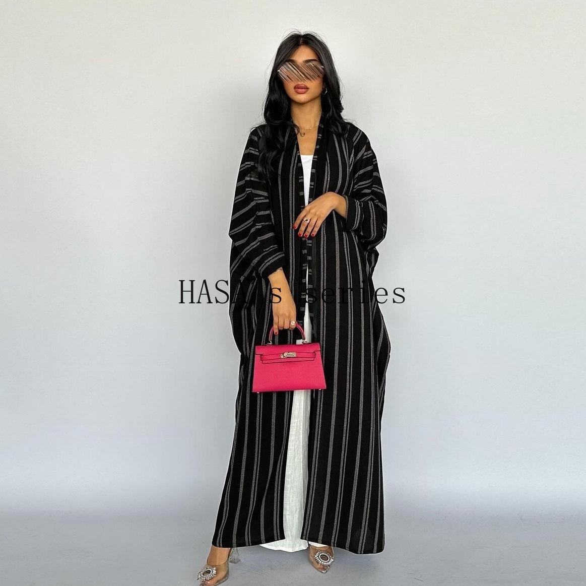 HS5096 Stylish Black and White Striped Long Coat with A Loose-fitting, Open-front Design.
